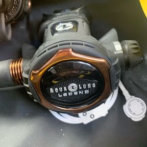 Aqua Lung Legend regulator and octopus bundle
